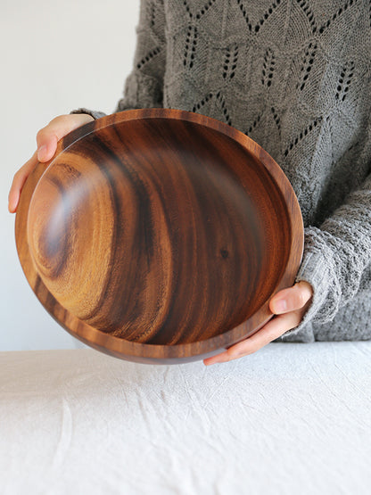 Vielseitige Holzschale