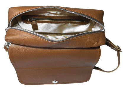 ASGADA - Die kleine Wohlfühltasche in Mittelbraun und Silber