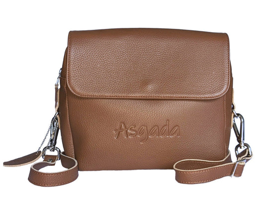 ASGADA - Die kleine Wohlfühltasche in Mittelbraun und Silber